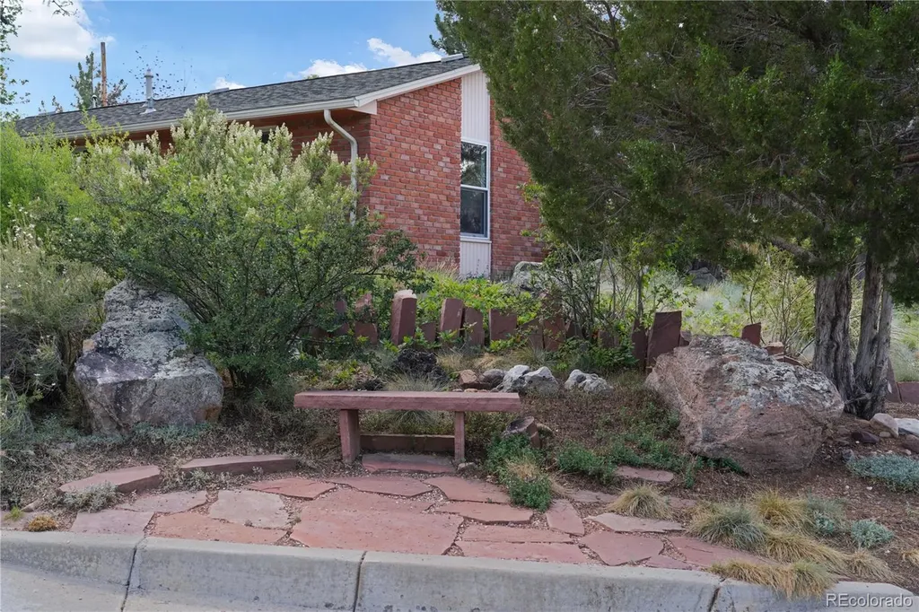 3290 Darley Avenue Boulder CO 80305