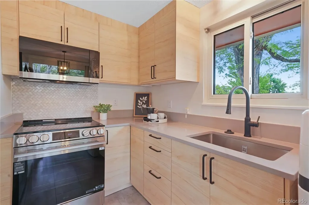 3290 Darley Avenue Boulder CO 80305