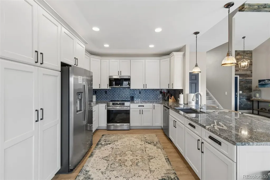 245 E Coyote Court Silverthorne CO 80498