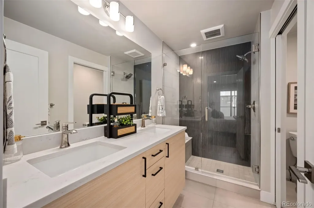 409 Harrison Street Denver CO 80206