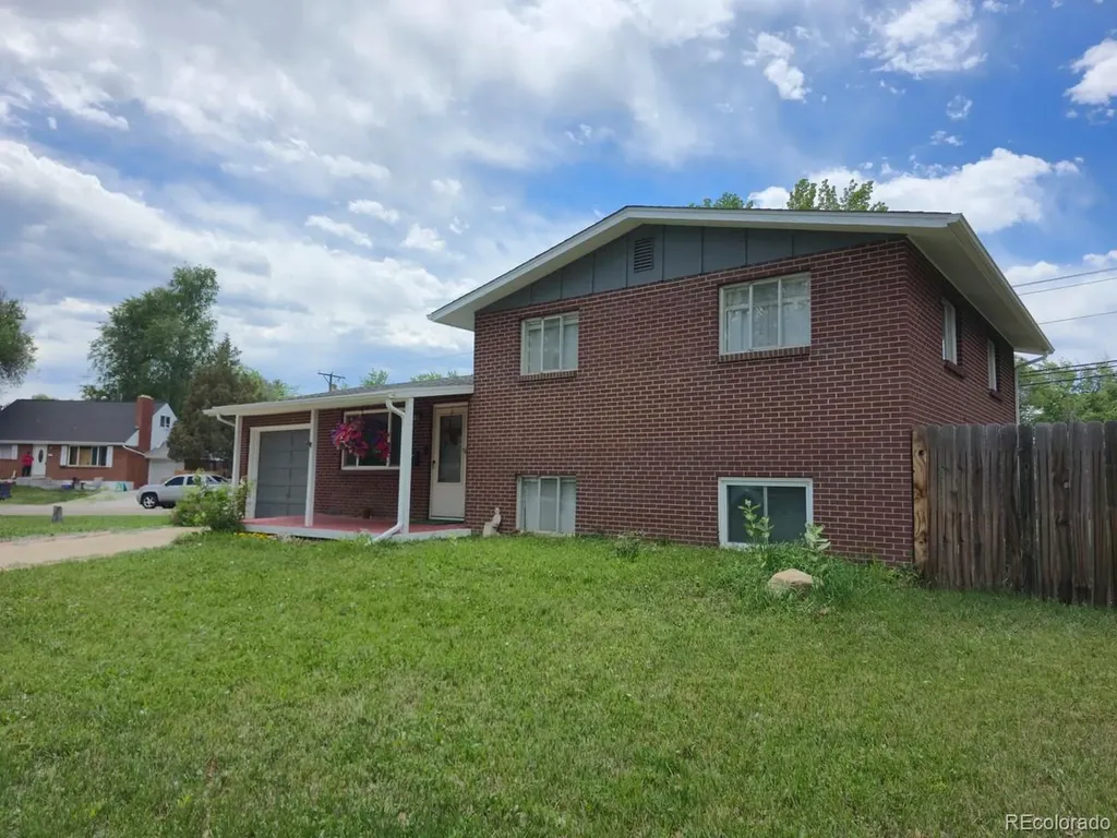 1551 Atwood Street Longmont CO 80501