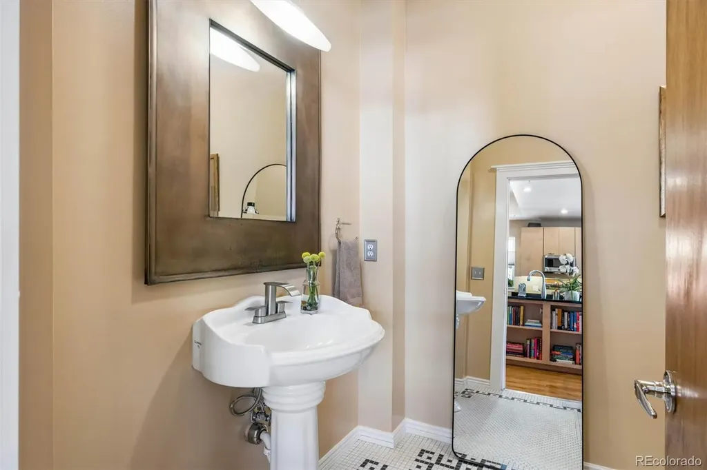 1352 N Pennsylvania Street Denver CO 80203