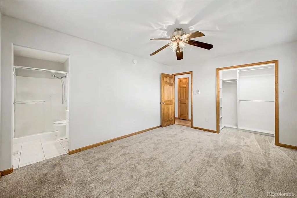 2111 S Kittredge Way Aurora CO 80013