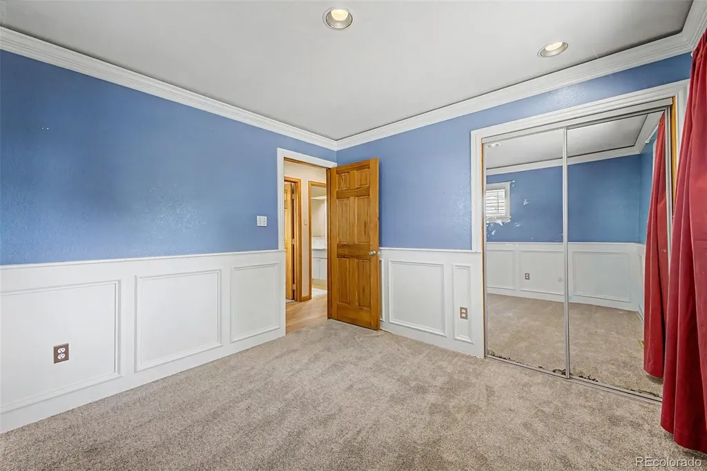 2111 S Kittredge Way Aurora CO 80013