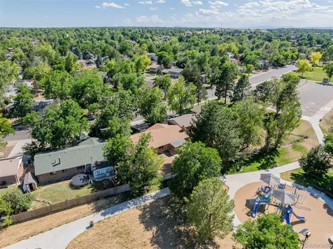 2111 S Kittredge Way Aurora CO 80013