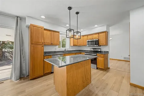 2111 S Kittredge Way Aurora CO 80013