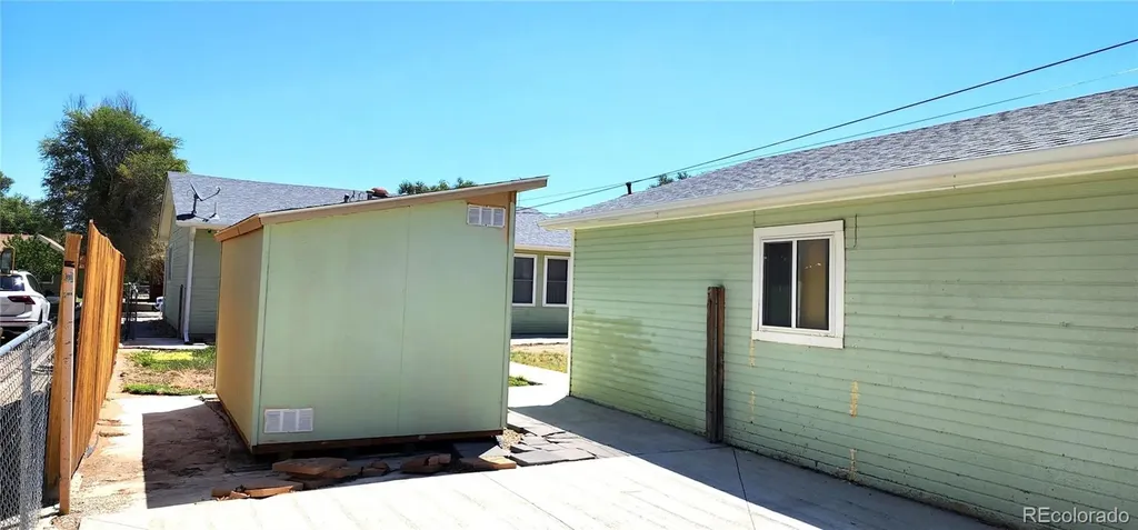 526 Brnes Avenue La Junta CO 81050
