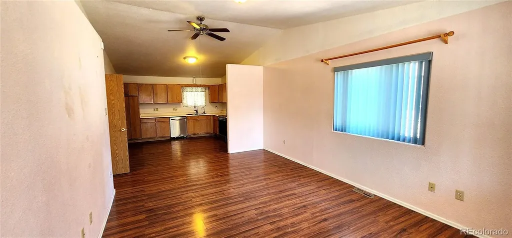 526 Brnes Avenue La Junta CO 81050