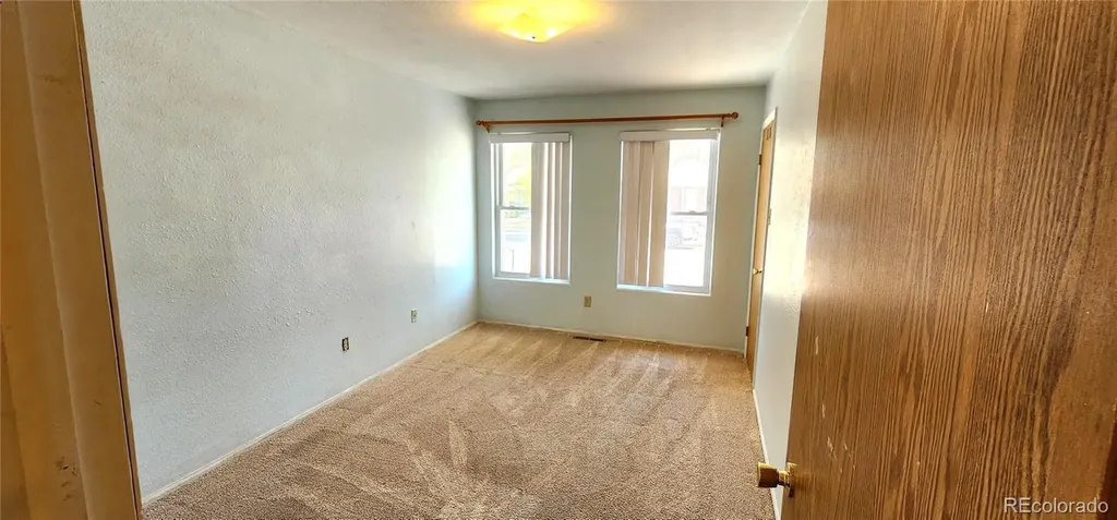 526 Brnes Avenue La Junta CO 81050