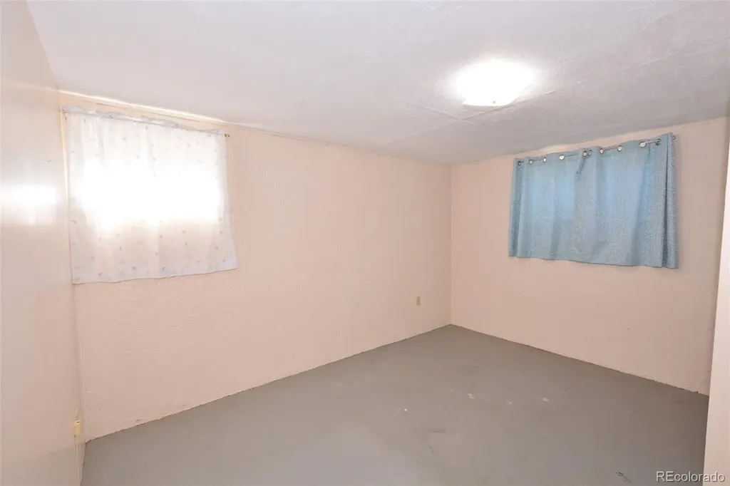 2111 Kodiak Drive Colorado Springs CO 80910
