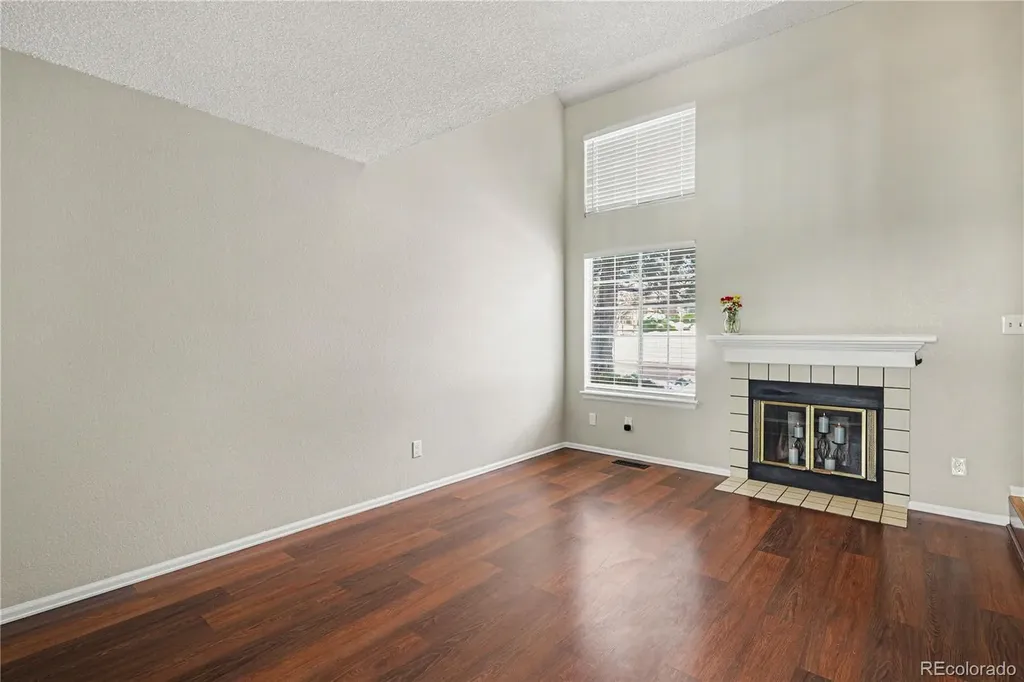 828 Summer Drive Highlands Ranch CO 80126