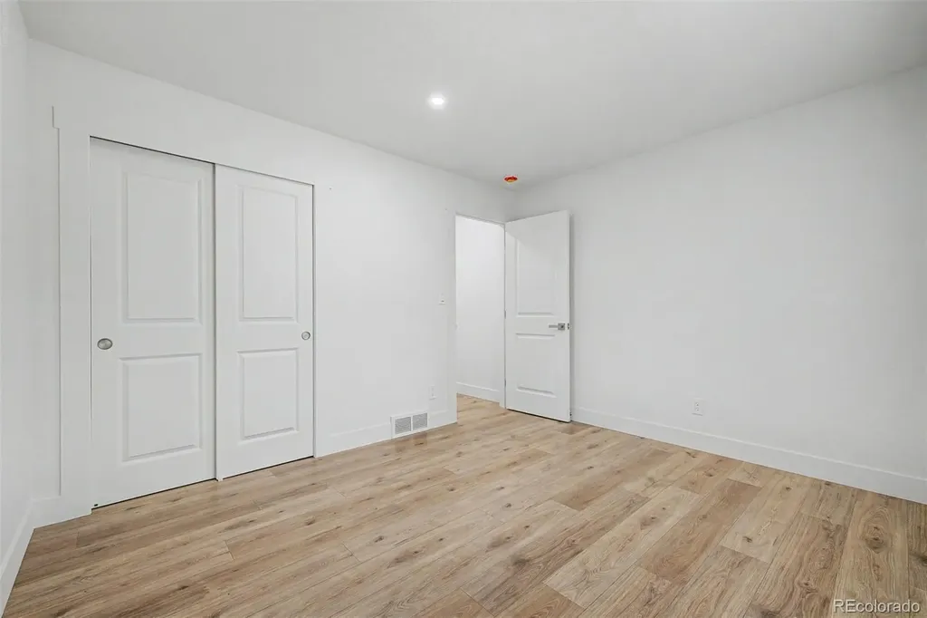 6423 E Long Circle Englewood CO 80112