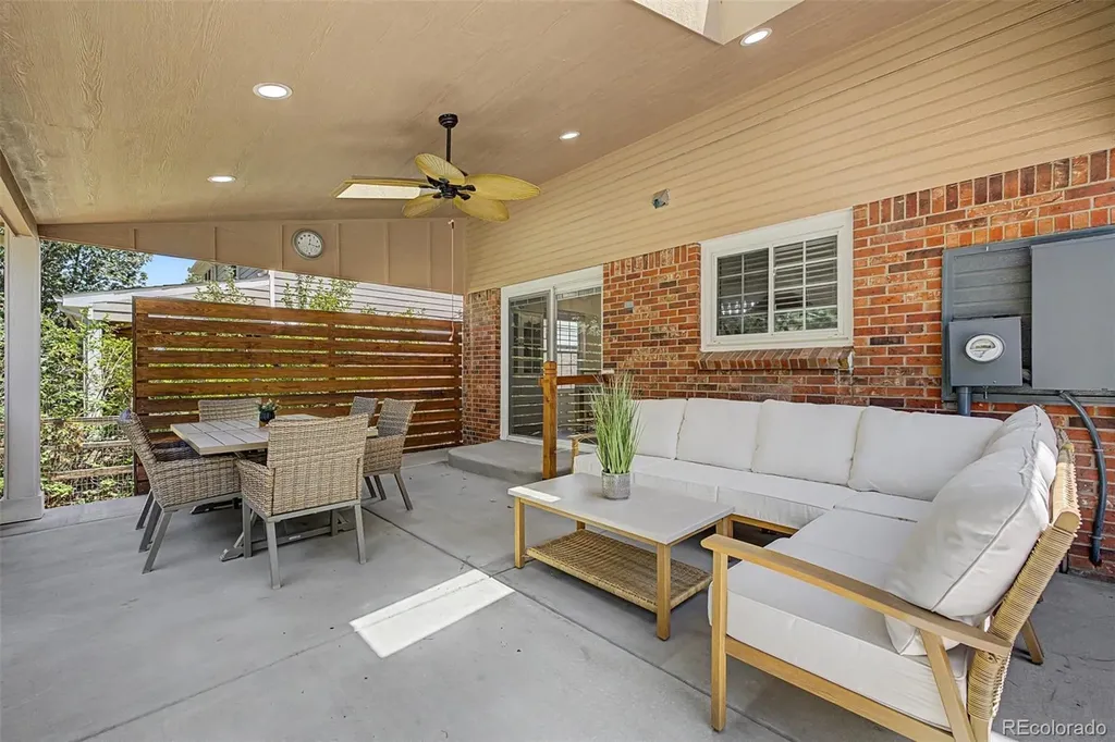 6423 E Long Circle Englewood CO 80112