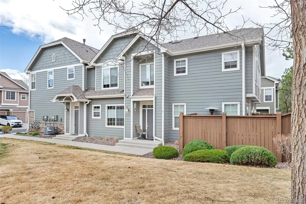 1237 Carlyle Park Circle Highlands Ranch CO 80129