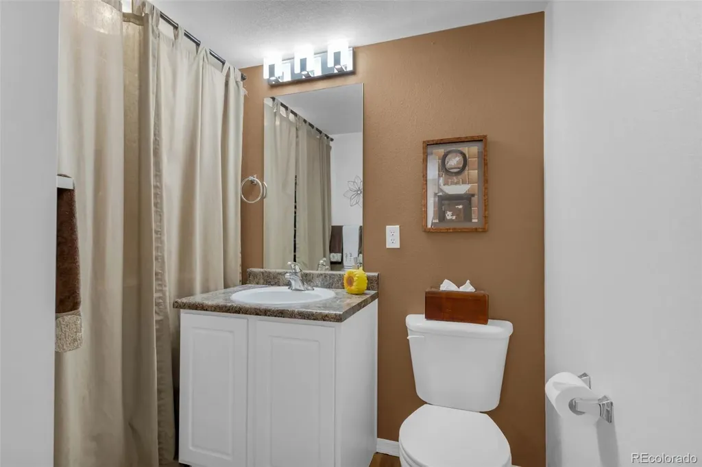 1366 S Quintero Way Aurora CO 80017