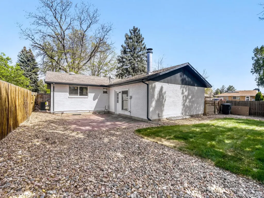 405 Elliott Street Longmont CO 80504