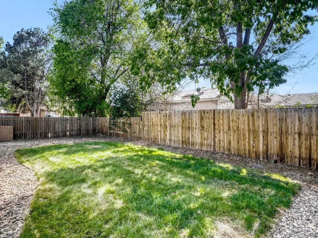 405 Elliott Street Longmont CO 80504