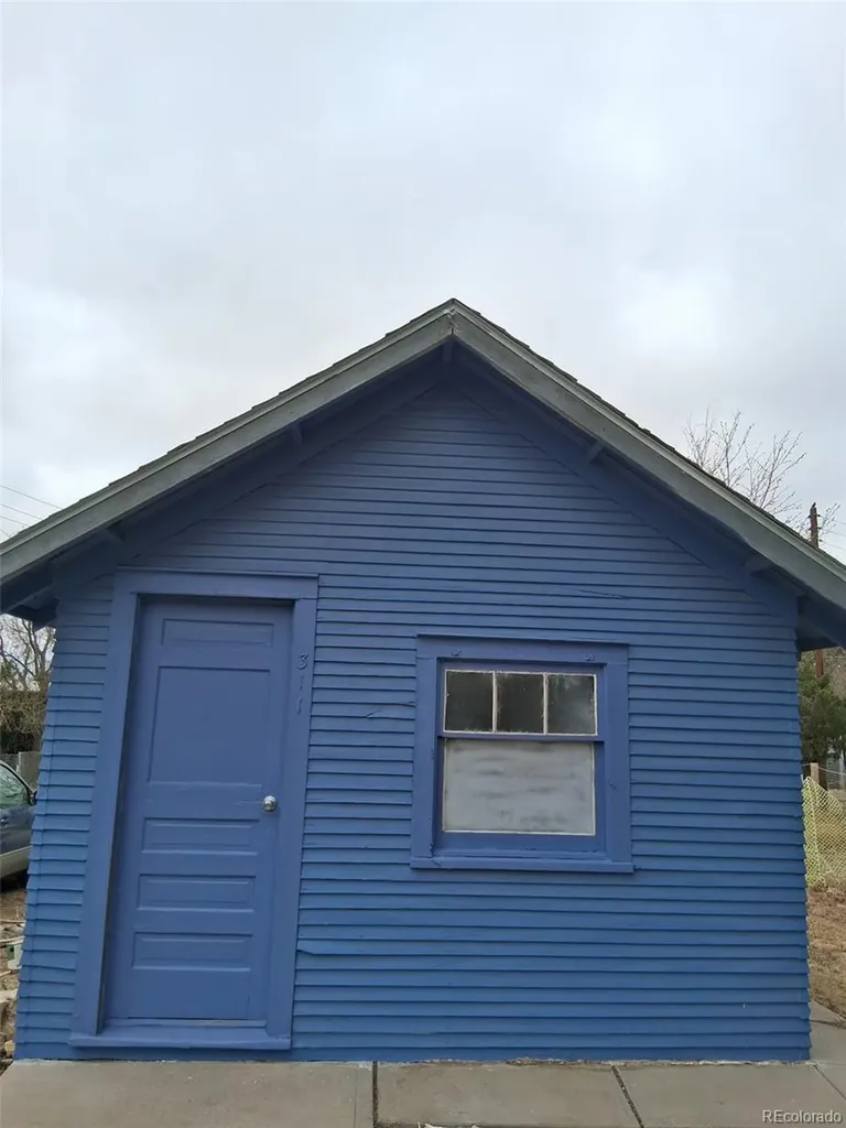 311 Loveland Avenue Flagler CO 80815