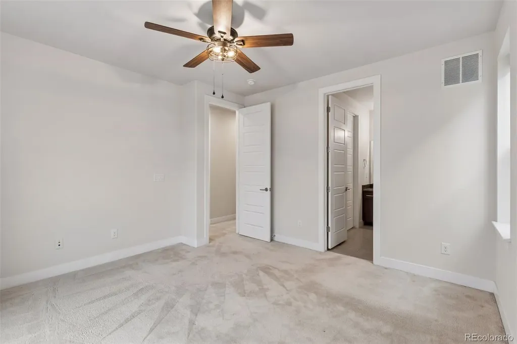 15613 E Broncos Place Englewood CO 80112