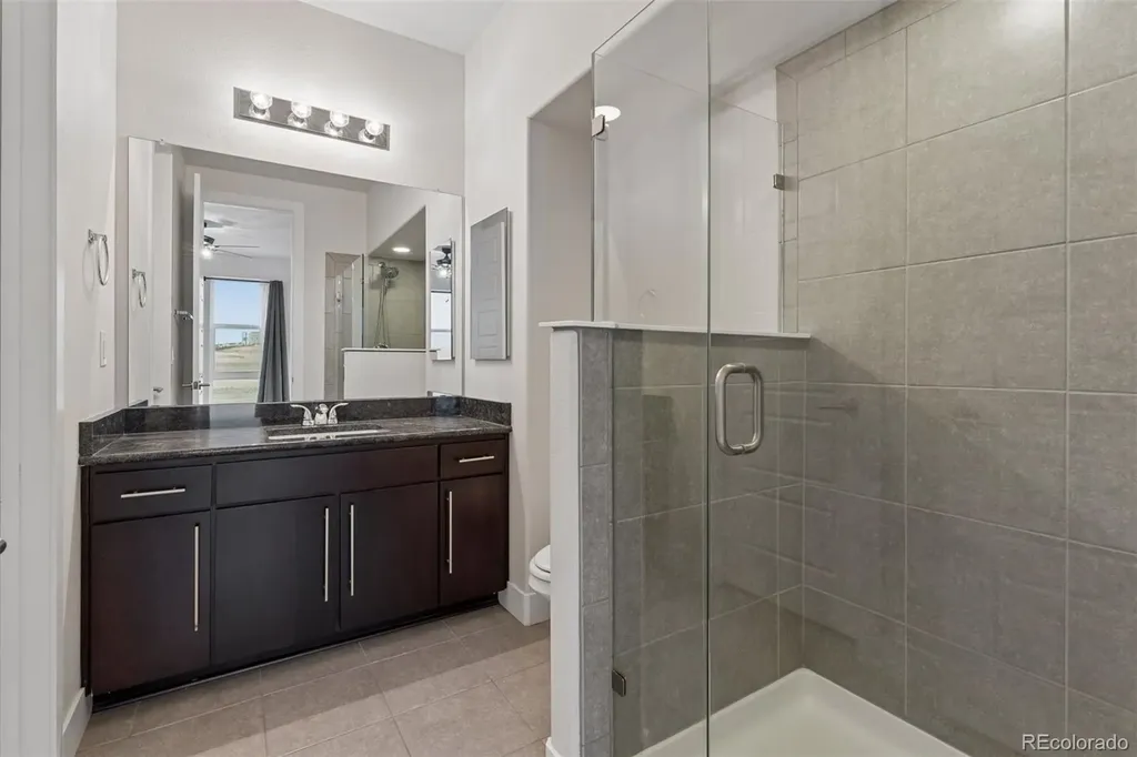 15613 E Broncos Place Englewood CO 80112