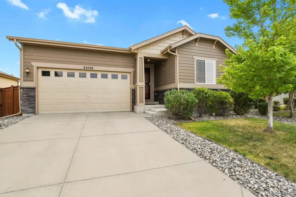 25524 E Byers Drive Aurora CO 80018