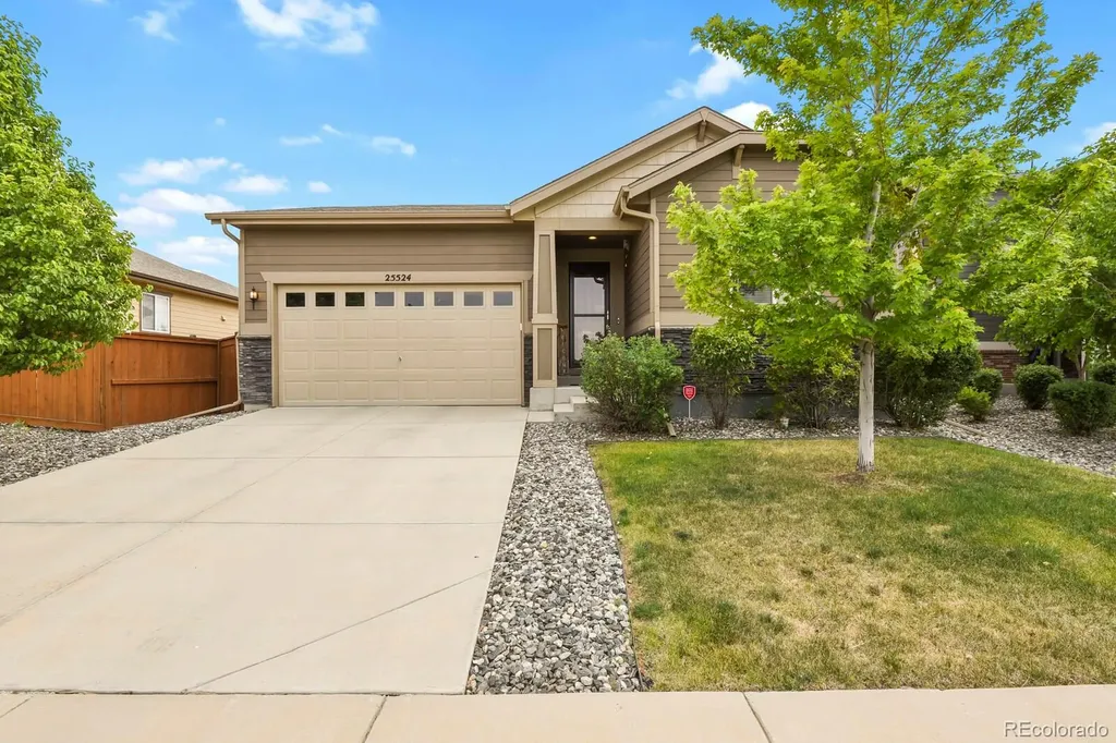 25524 E Byers Drive Aurora CO 80018