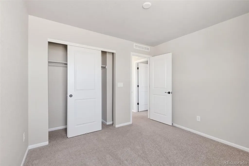 5321 N Elk Street Aurora CO 80019