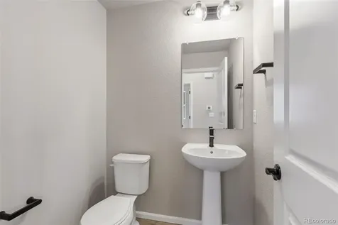 5321 N Elk Street Aurora CO 80019