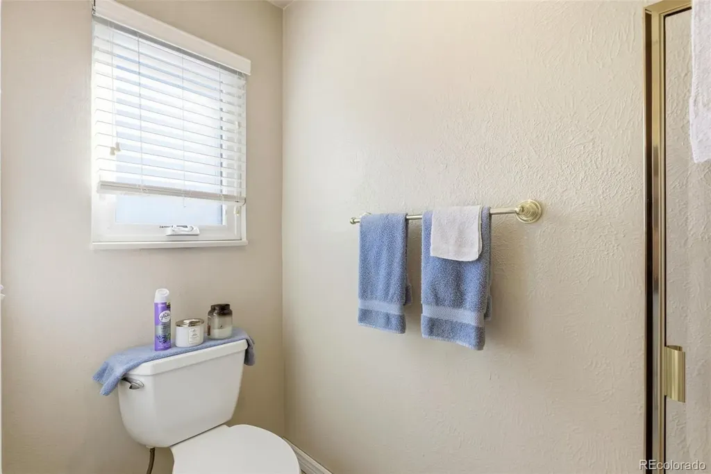 5900 E Caley Drive Centennial CO 80111