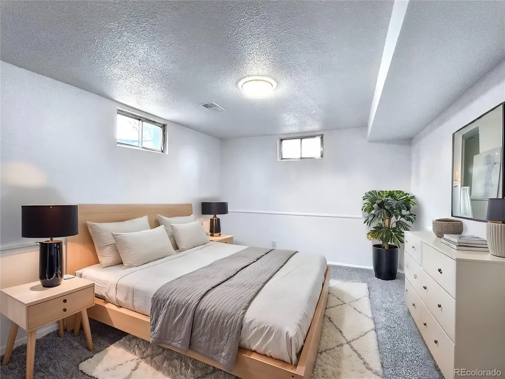 5960 S Logan Court Centennial CO 80121