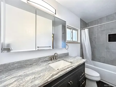 5960 S Logan Court Centennial CO 80121