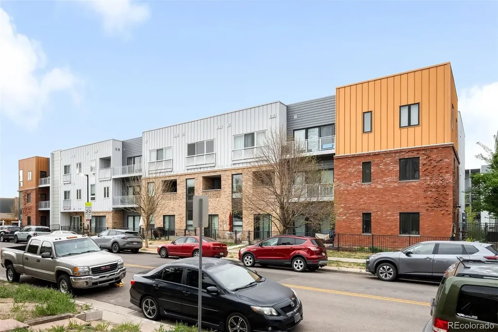 2525 Arapahoe Street Denver CO 80205