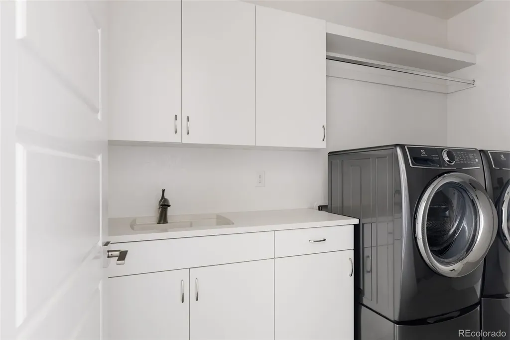 9999 E 59th North Place Denver CO 80238