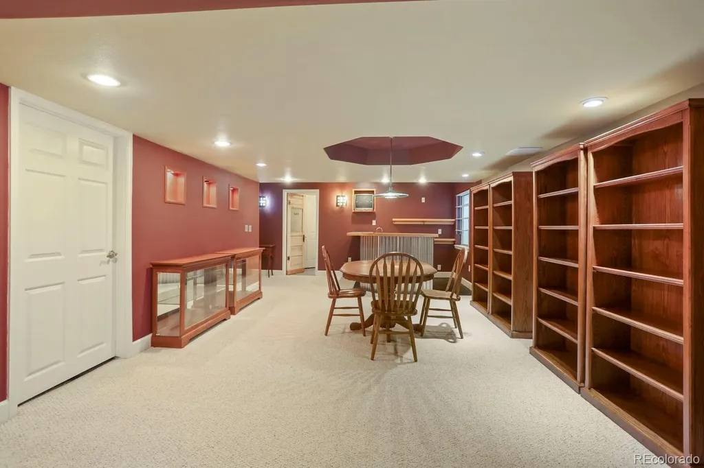 1115 Button Rock Drive Longmont CO 80504