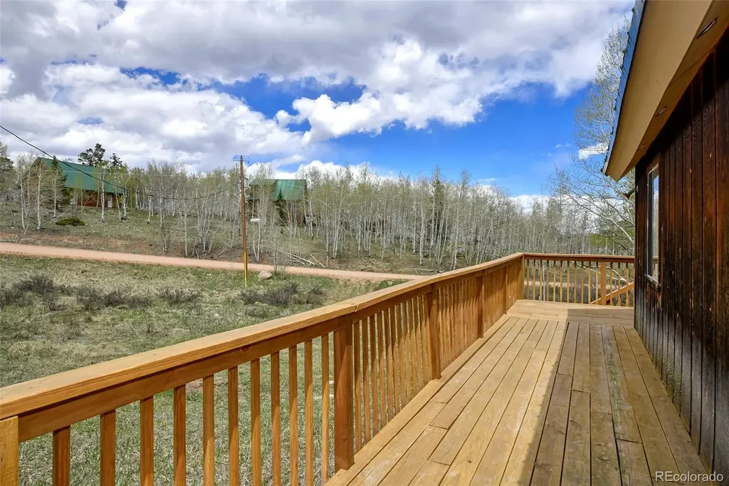 454 Eagle Rock Road Florissant CO 80816