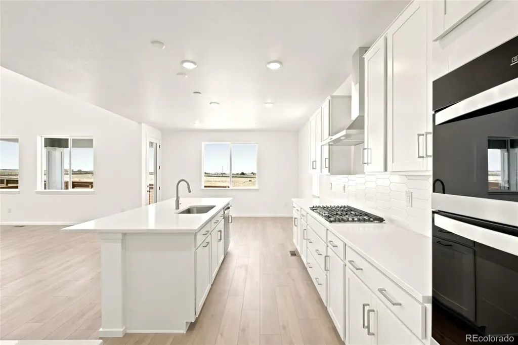 6901 Utica Avenue Longmont CO 80504