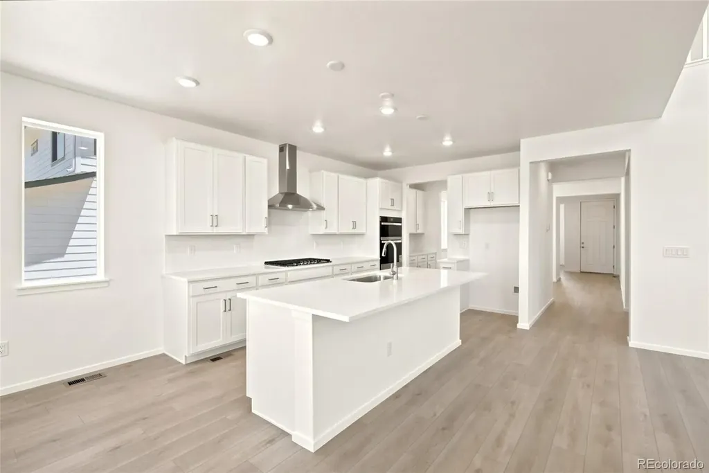 6901 Utica Avenue Longmont CO 80504