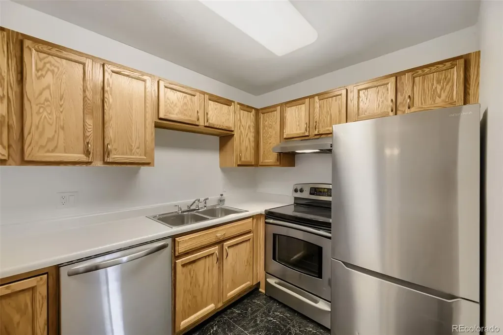 13095 W Cedar Drive Lakewood CO 80228
