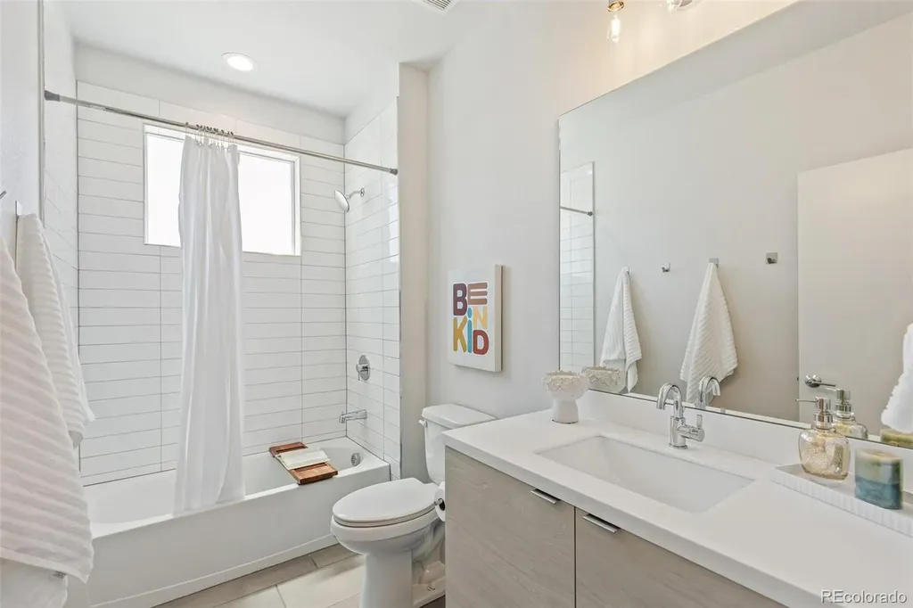 6305 King Court Denver CO 80221
