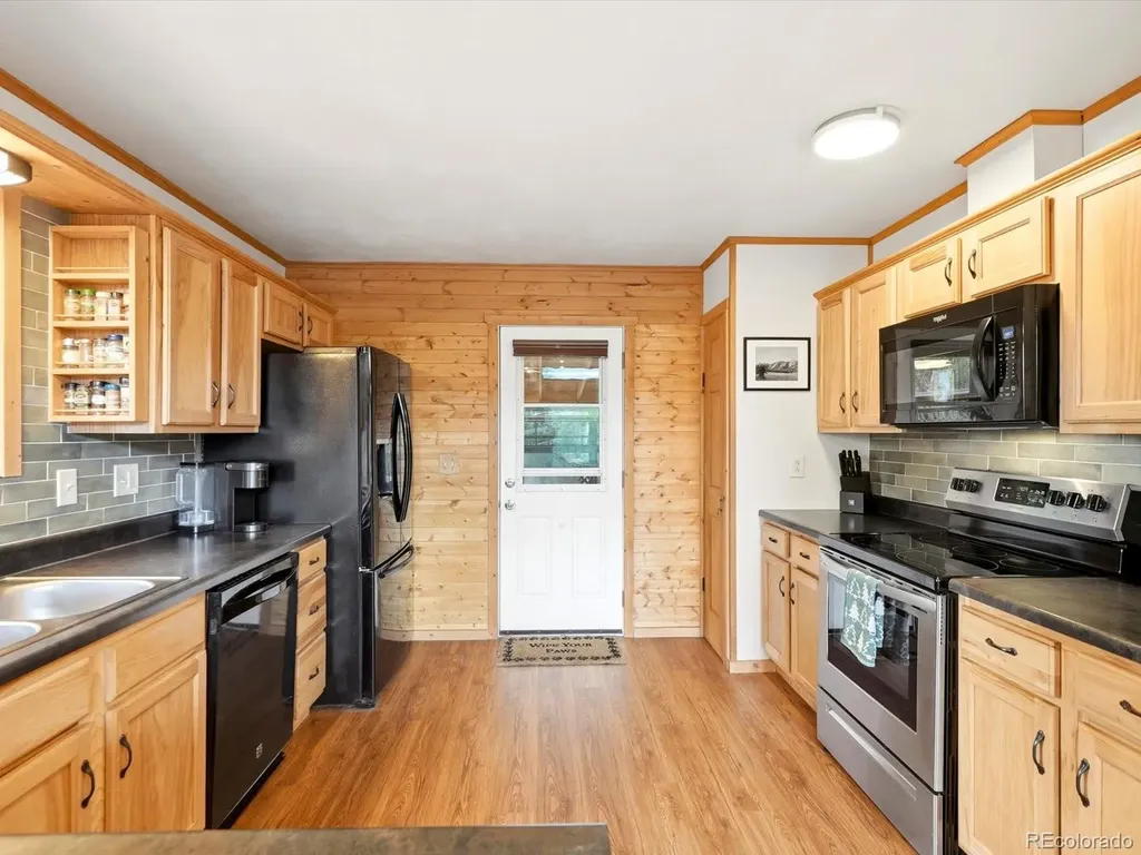 10 Juniper Way Bailey CO 80421