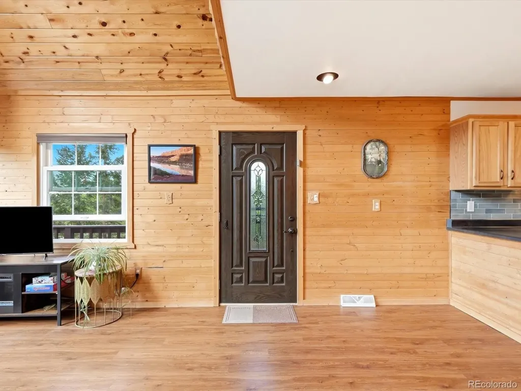 10 Juniper Way Bailey CO 80421