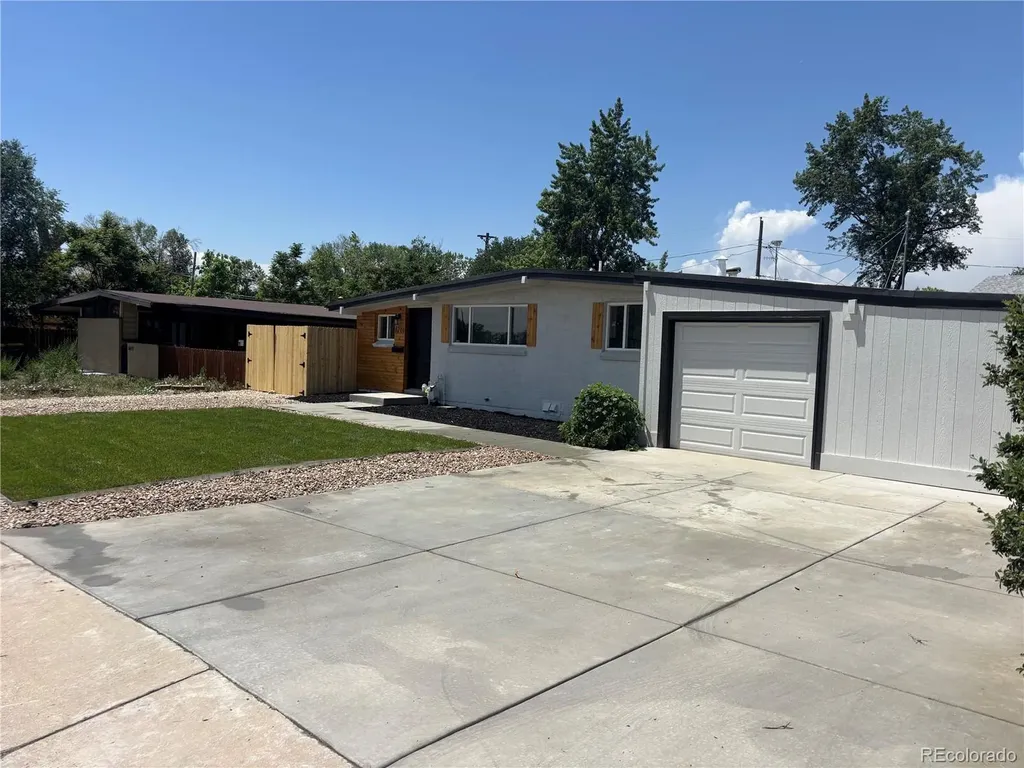 8701 Mcelwain Boulevard Denver CO 80229