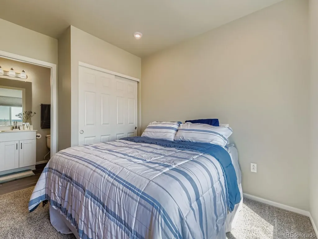 16558 Shoshone Place Broomfield CO 80023