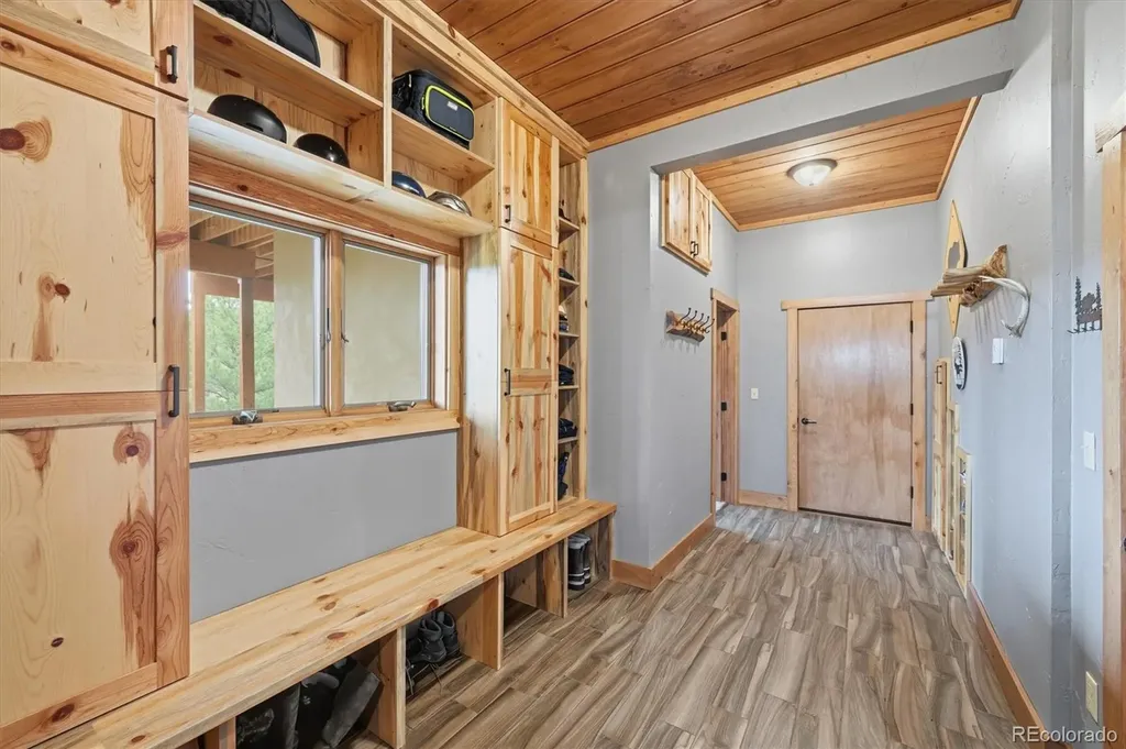 672 Paradise Valley Parkway Black Hawk CO 80422