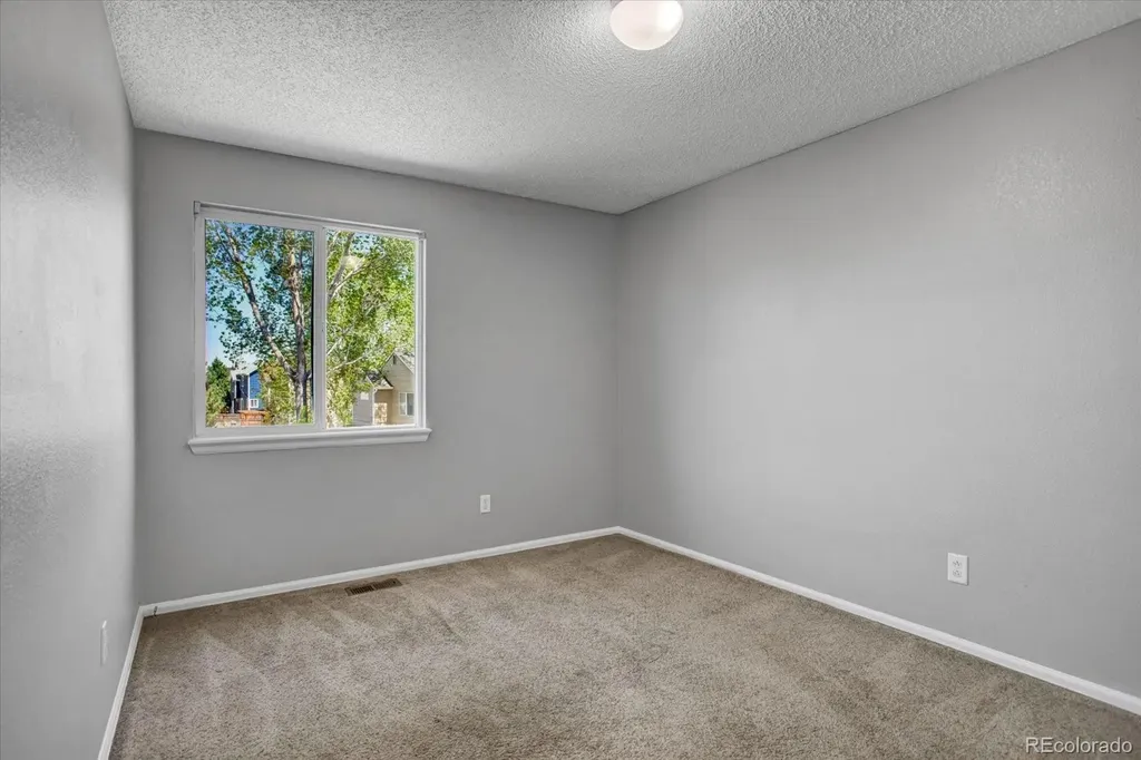 5189 Enid Way Denver CO 80239
