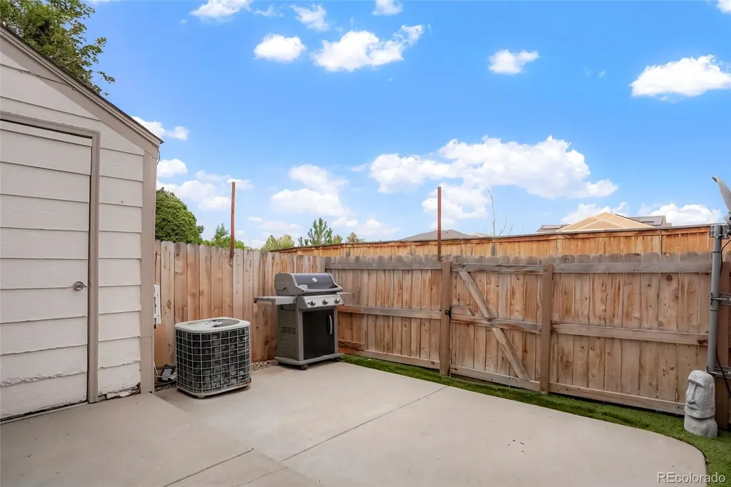 1110 S Waco Street Aurora CO 80017
