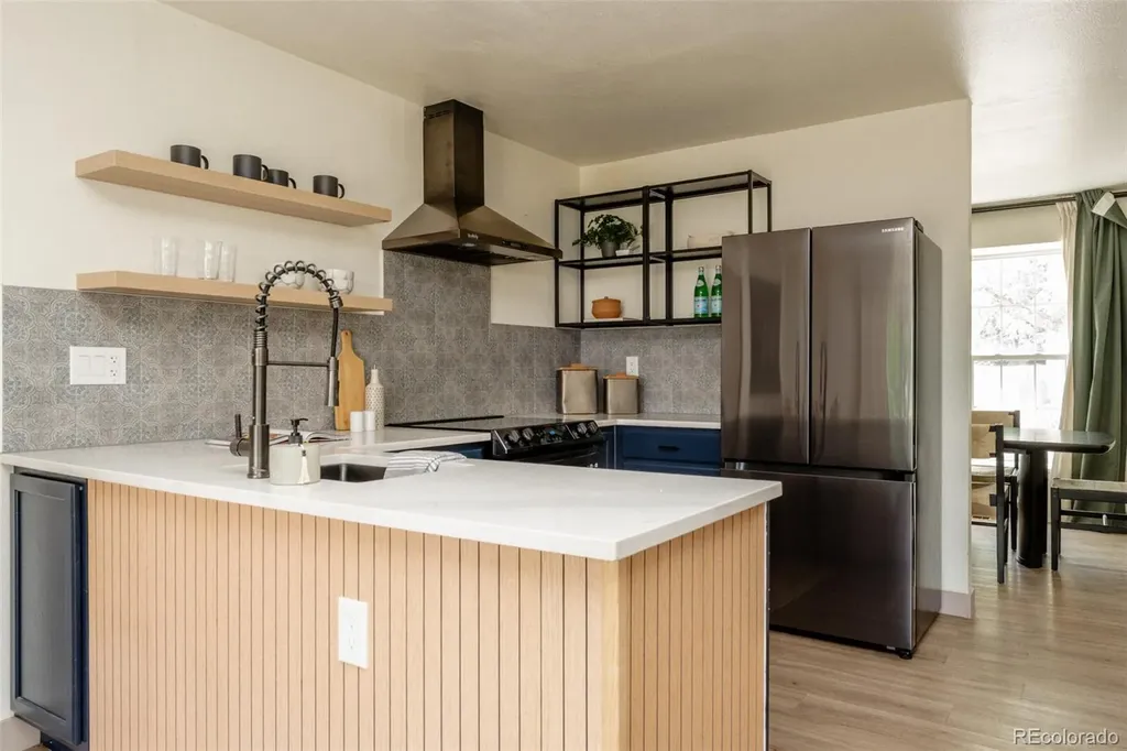 1410 S Vaughn Circle Aurora CO 80012