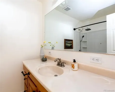 1410 S Vaughn Circle Aurora CO 80012