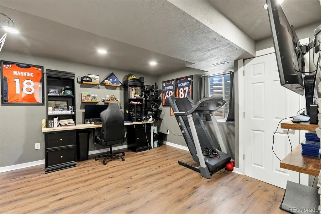 9895 Aftonwood Street Highlands Ranch CO 80126