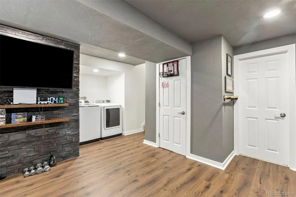 9895 Aftonwood Street Highlands Ranch CO 80126